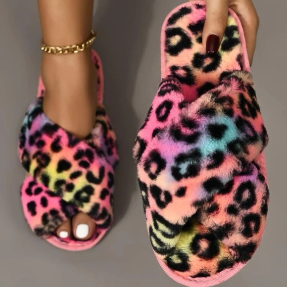 NWT! Ombré Rainbow Leopard Fuzzy Slippers! 🐾🌈 - Picture 2 of 5